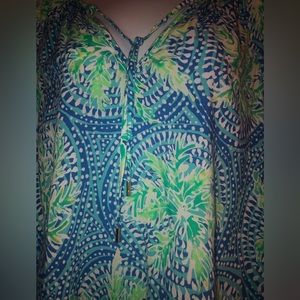 LILY PULITZER blouse with elastic wrist size M